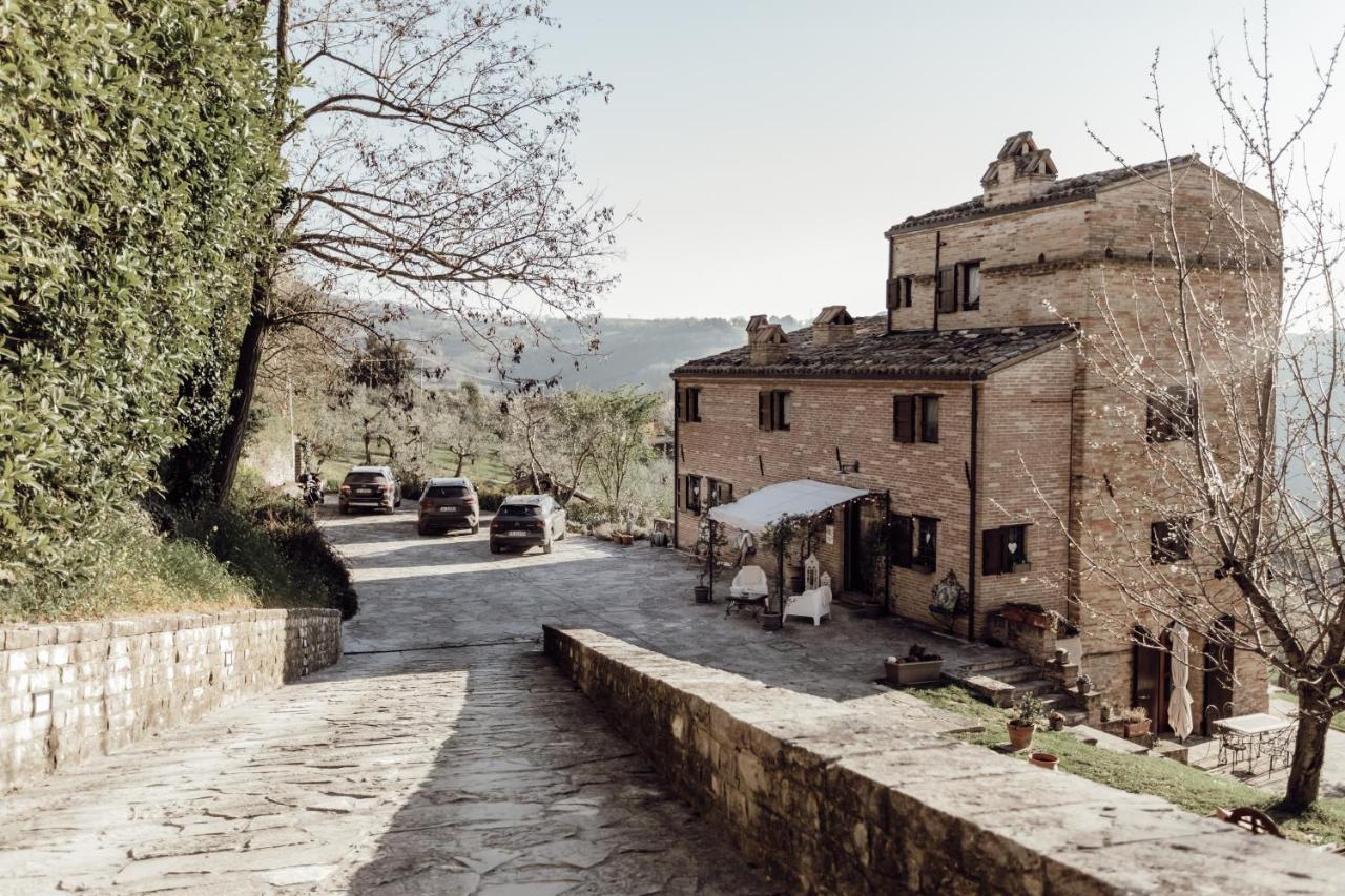 B&B Casatorre Saludecio エクステリア 写真